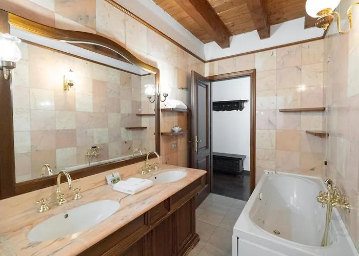 Domus - Centralissima E Antica Residenza Cappello *