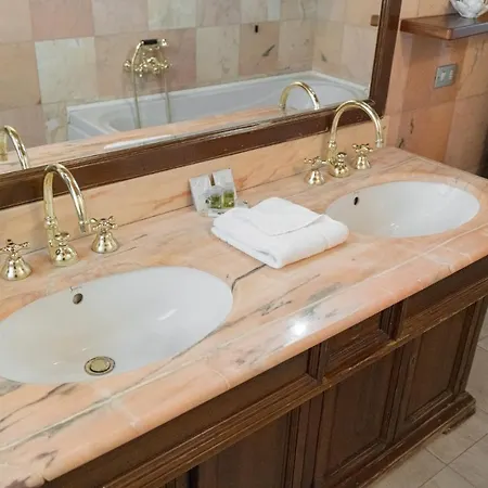 Domus - Centralissima E Antica Residenza Cappello Verona