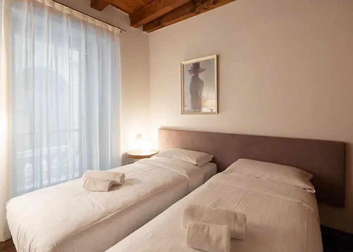 Domus - Centralissima E Antica Residenza Cappello